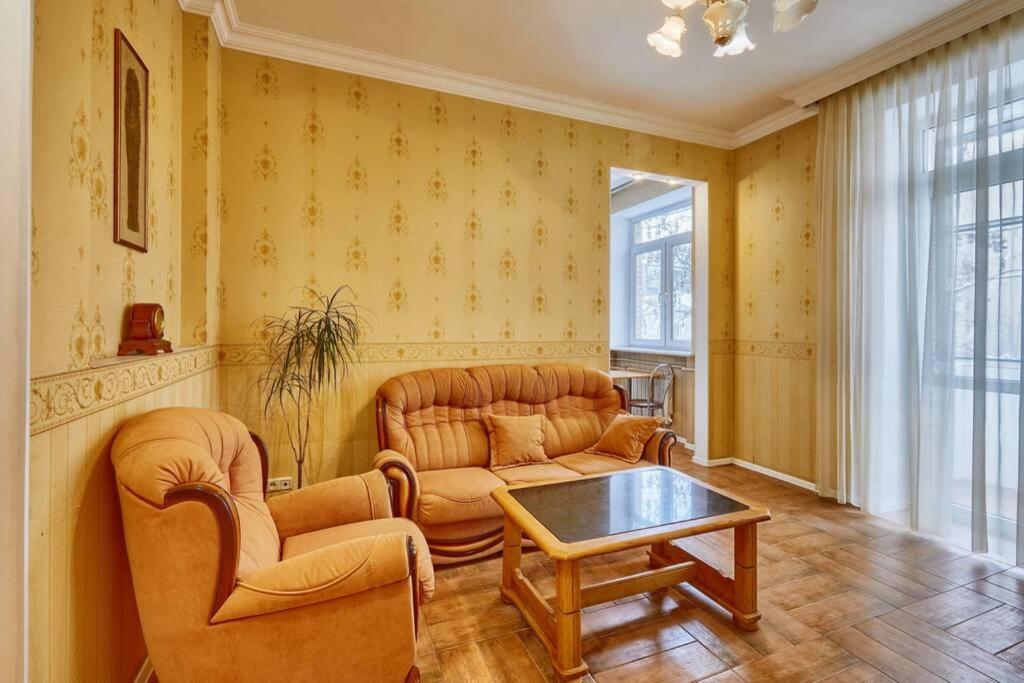 Apartment Near Bessarabsky Square Kiev Exterior foto
